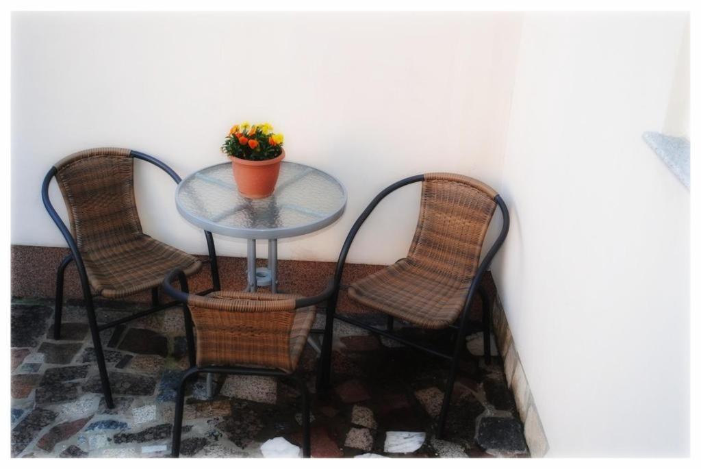 Apartmani Alma Пула Екстериор снимка
