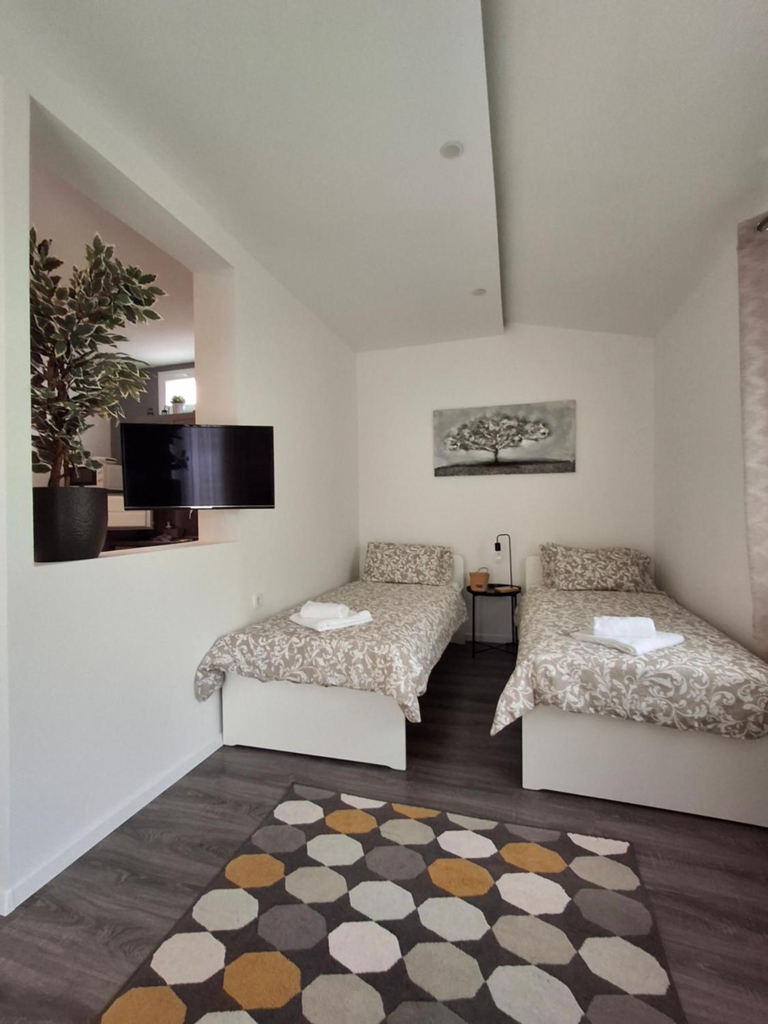 Apartmani Alma Пула Екстериор снимка
