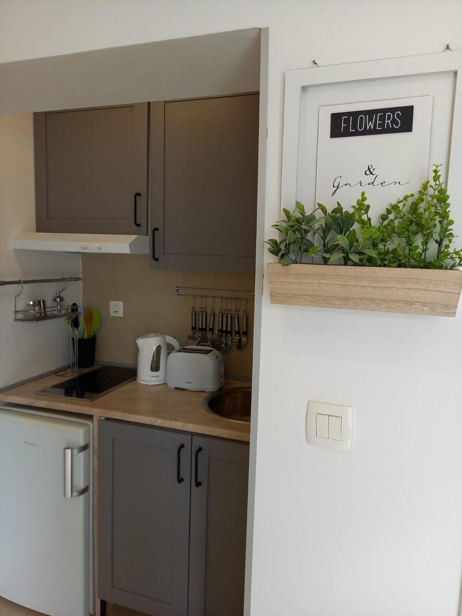 Apartmani Alma Пула Екстериор снимка