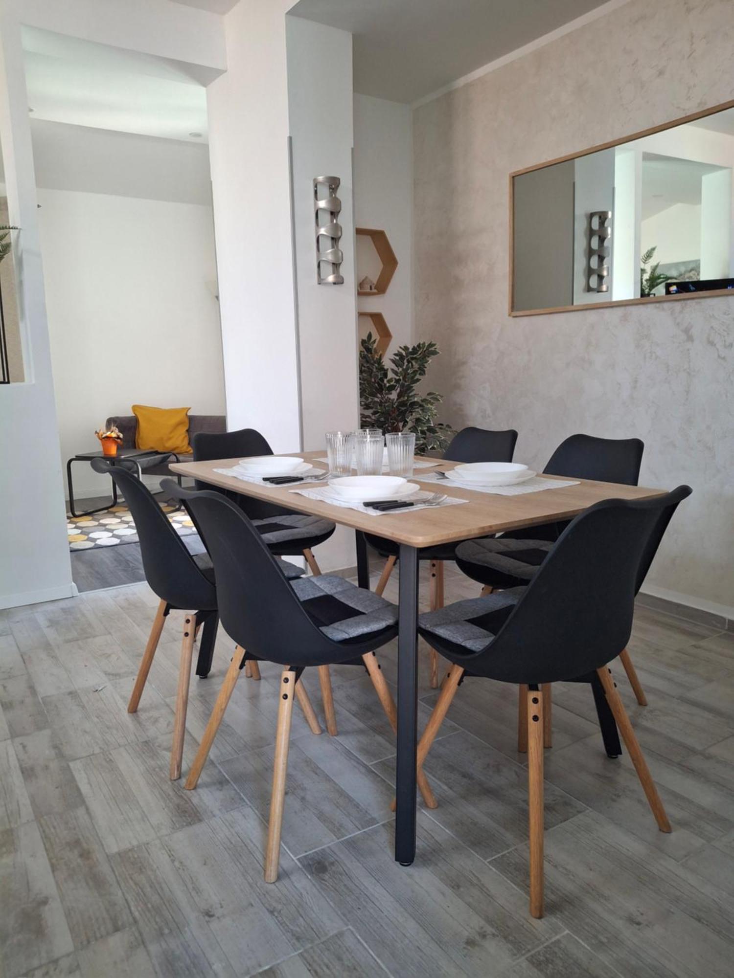 Apartmani Alma Пула Екстериор снимка